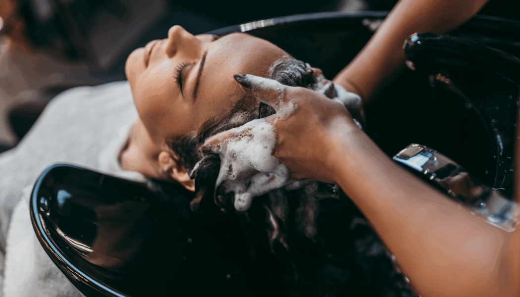 Association OnesmileOnechildren - Arrondi solidaire sur les TPE des salons de coiffure partenaires où chaque client peut arrondir le montant de sa facture au profit de One Smile One Children